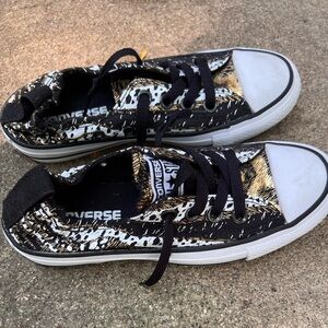 Converse Size 5 Youth Brand New